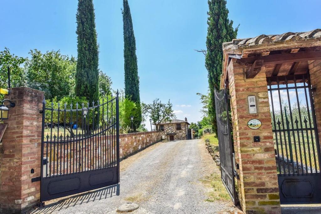 Agriturismo Podere Biancospino Piscina Privata เคียนเชียโนแตร์เม ภายนอก รูปภาพ
