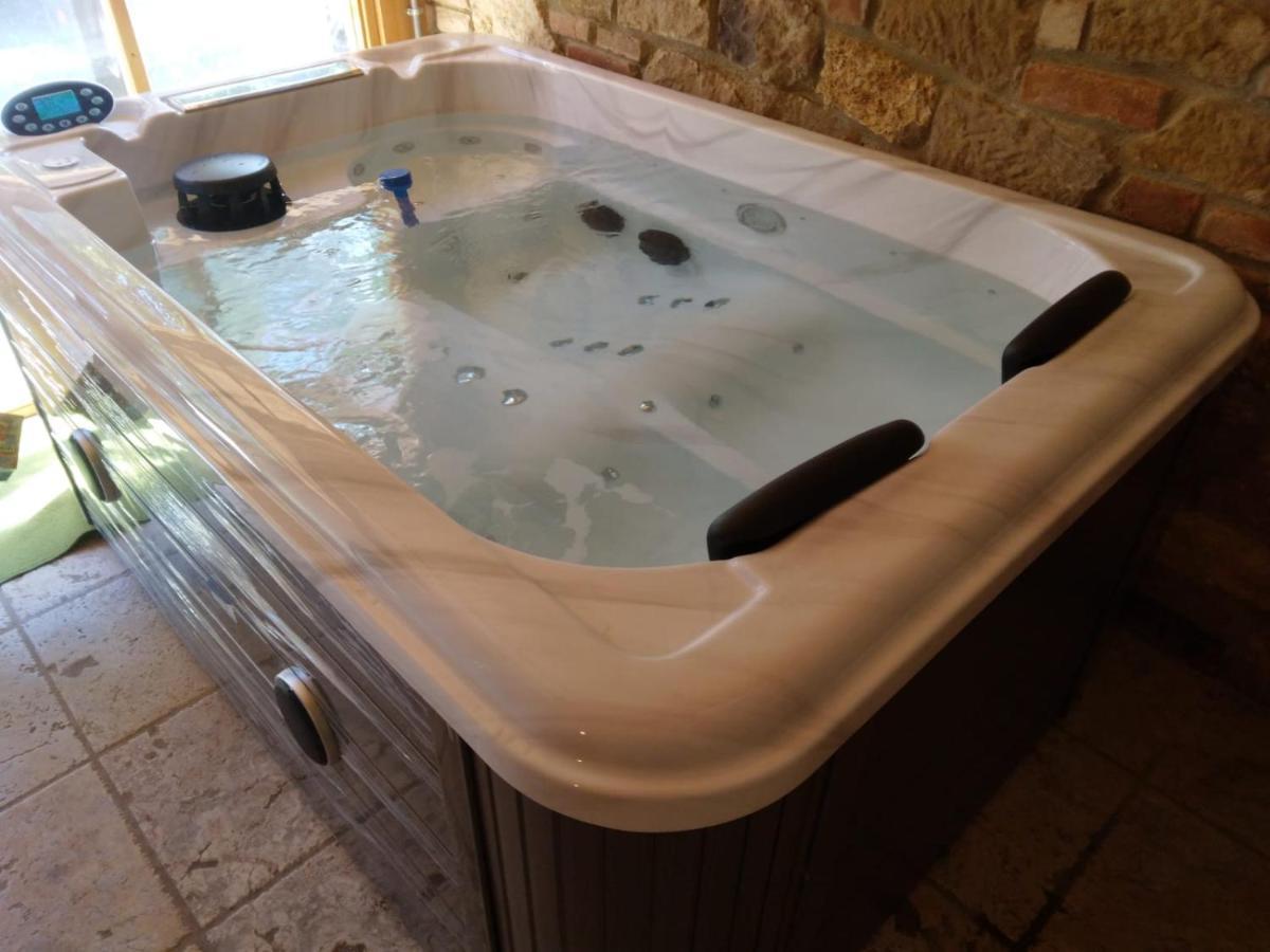 Agriturismo Podere Biancospino Piscina Privata เคียนเชียโนแตร์เม ภายนอก รูปภาพ